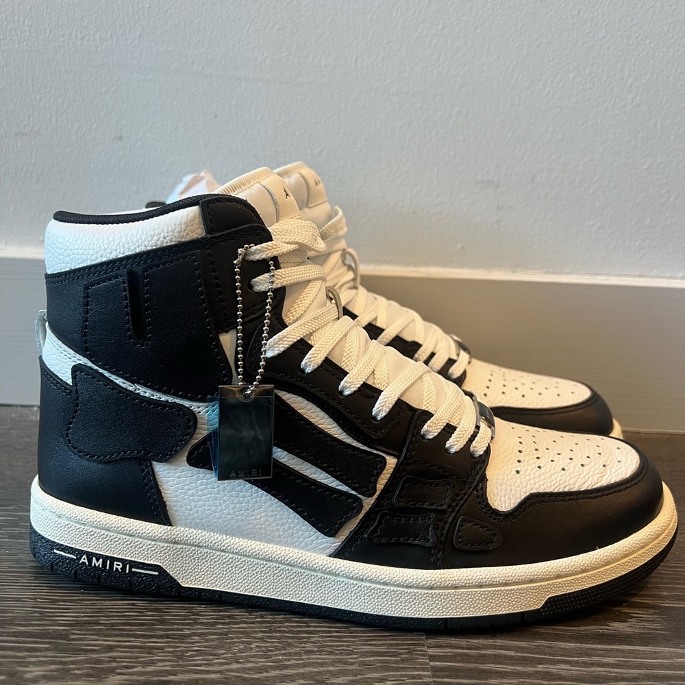 Amiri Skel High Top (Men’s 7.5, Women’s 9.5)